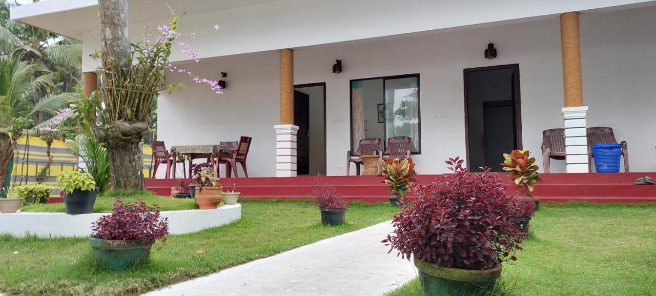 Marari Phoenix Beach Homestay Марарикулам Екстериор снимка