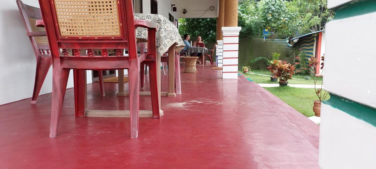 Marari Phoenix Beach Homestay Марарикулам Екстериор снимка