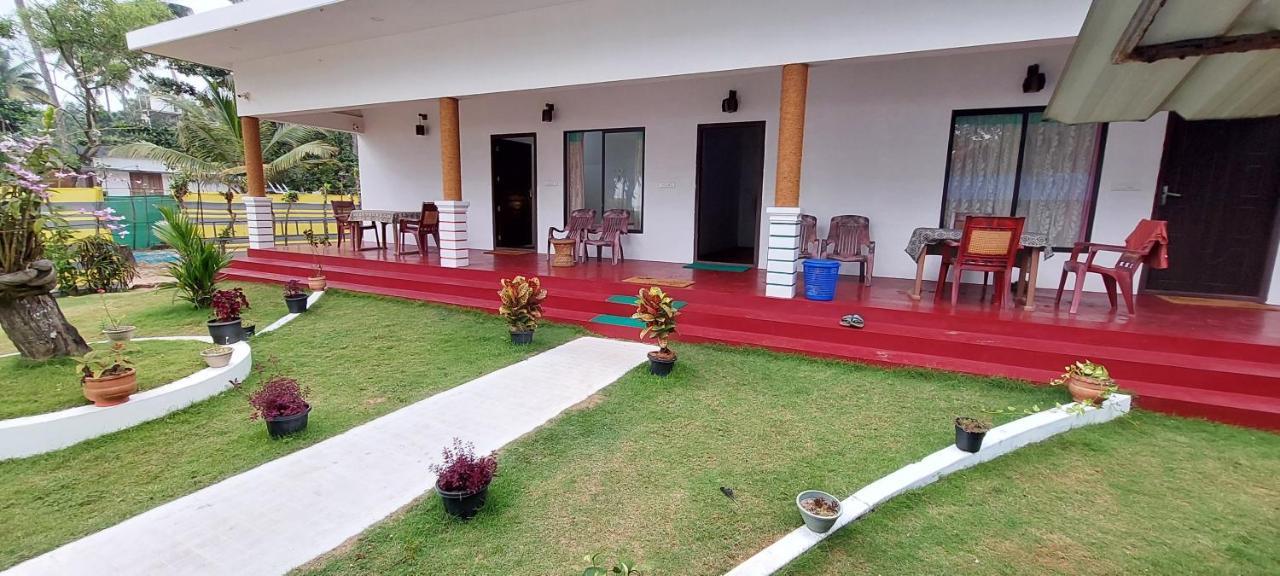 Marari Phoenix Beach Homestay Марарикулам Екстериор снимка