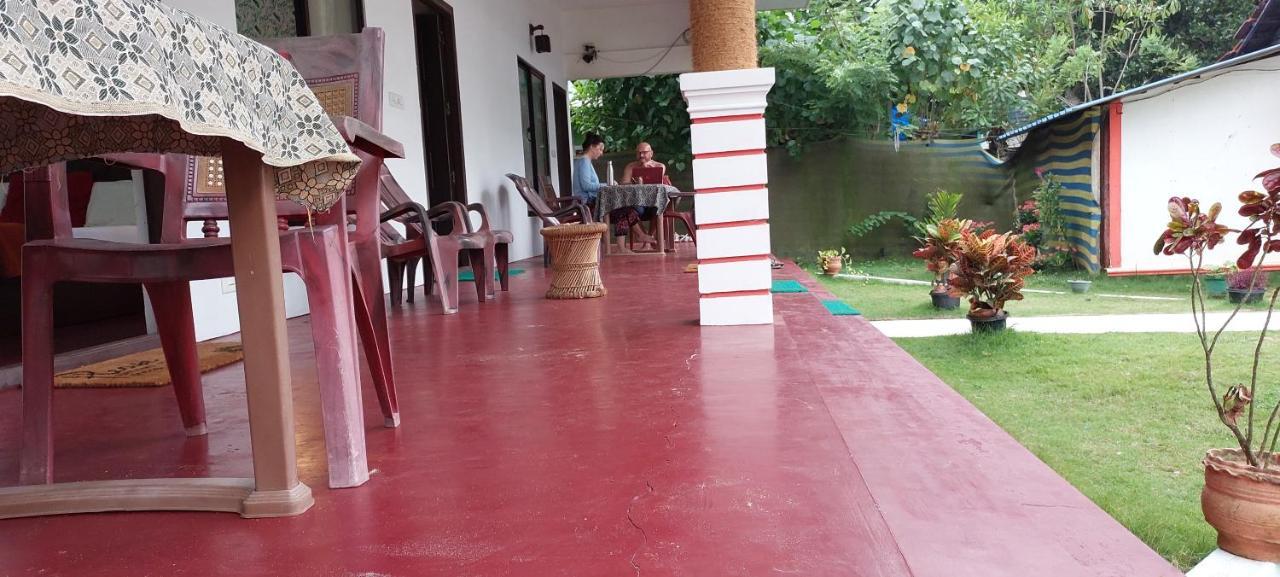 Marari Phoenix Beach Homestay Марарикулам Екстериор снимка