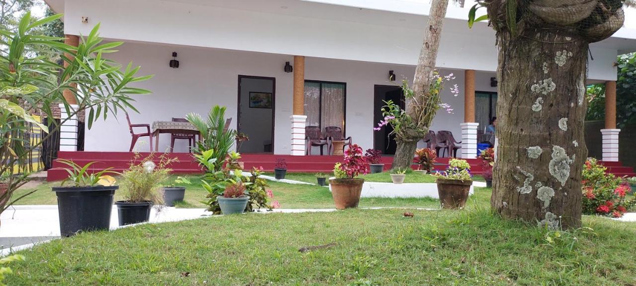 Marari Phoenix Beach Homestay Марарикулам Екстериор снимка