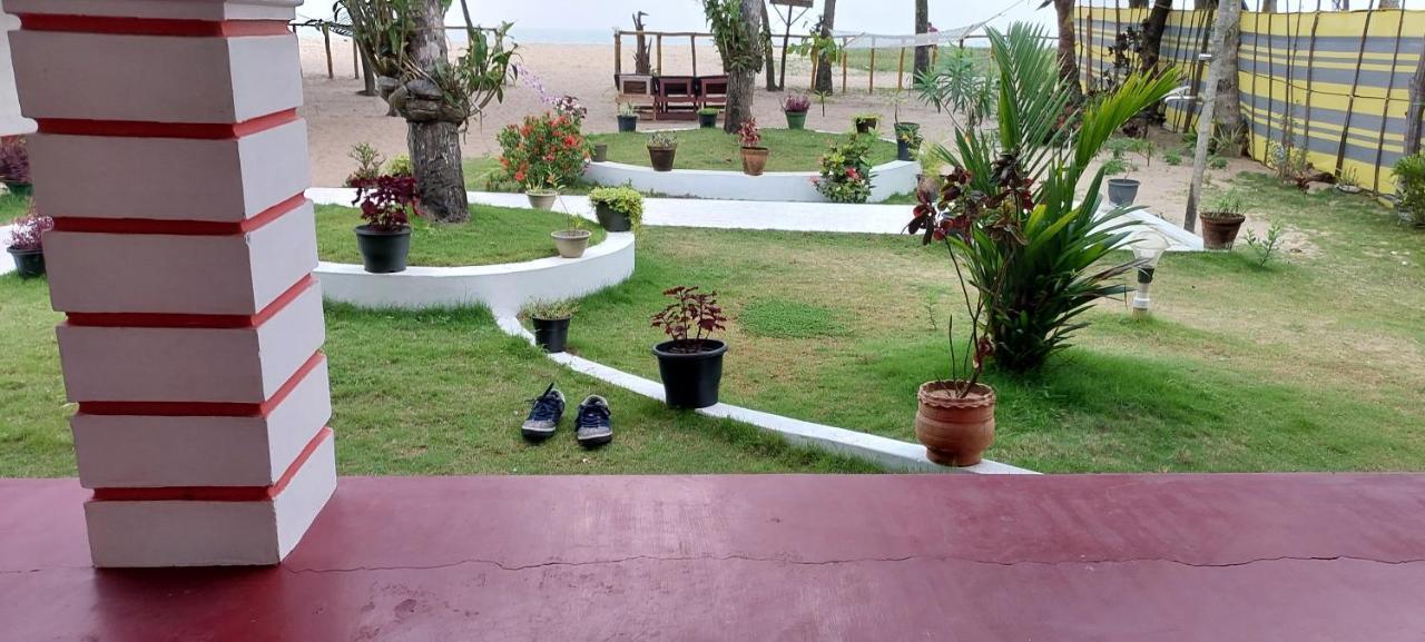 Marari Phoenix Beach Homestay Марарикулам Екстериор снимка