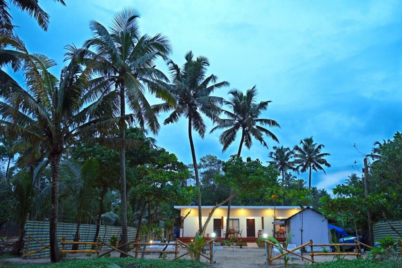 Marari Phoenix Beach Homestay Марарикулам Екстериор снимка